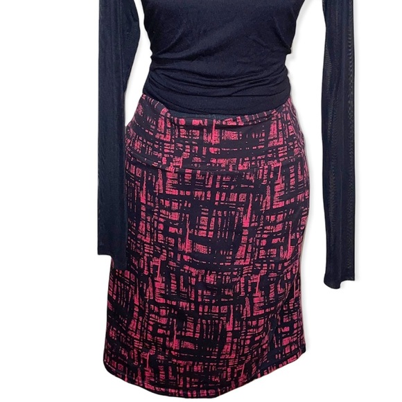 Forever21 plus size pencil skirt - Picture 4 of 9